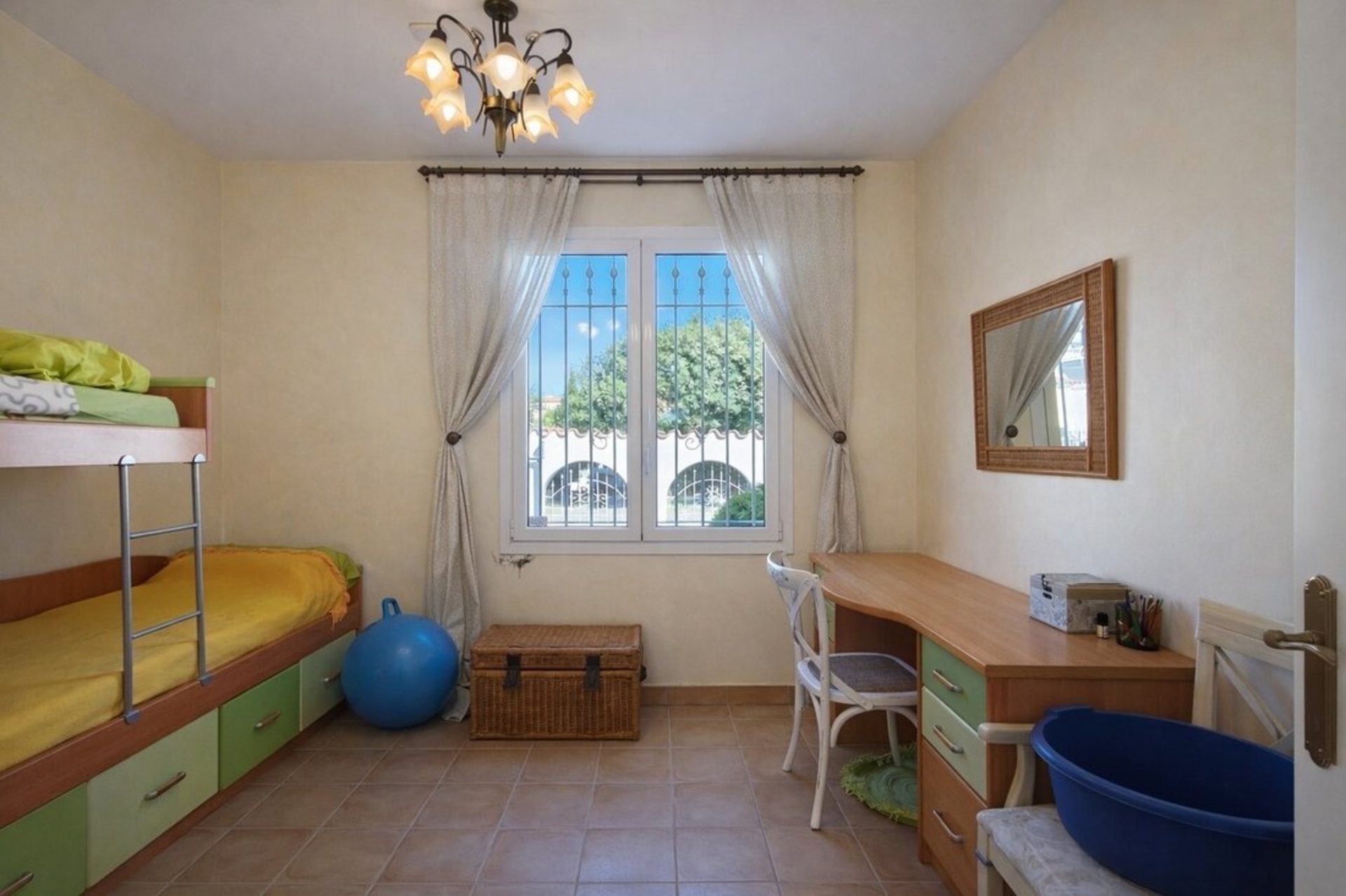 Piso de 397 m² en Castelló d'Empúries