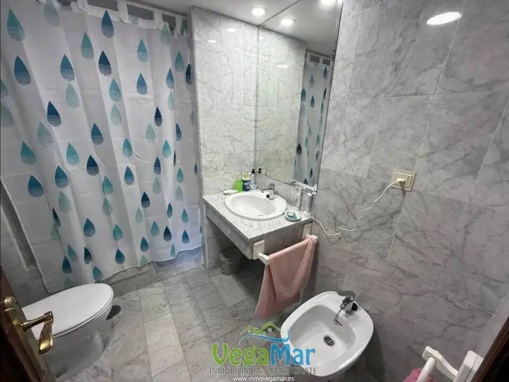 Wohnung 70 m² in Almuñécar