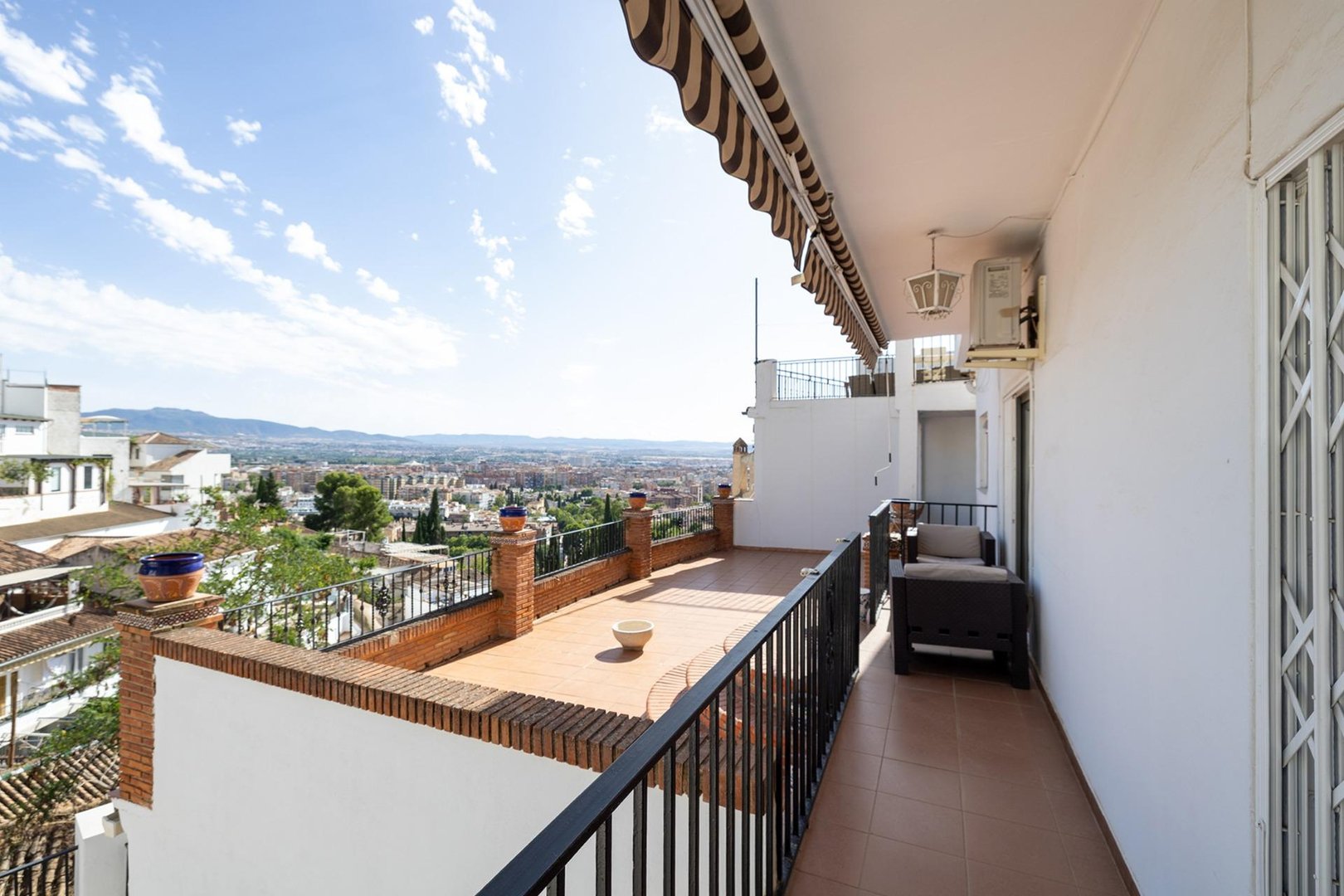 Piso de 130 m² en Granada