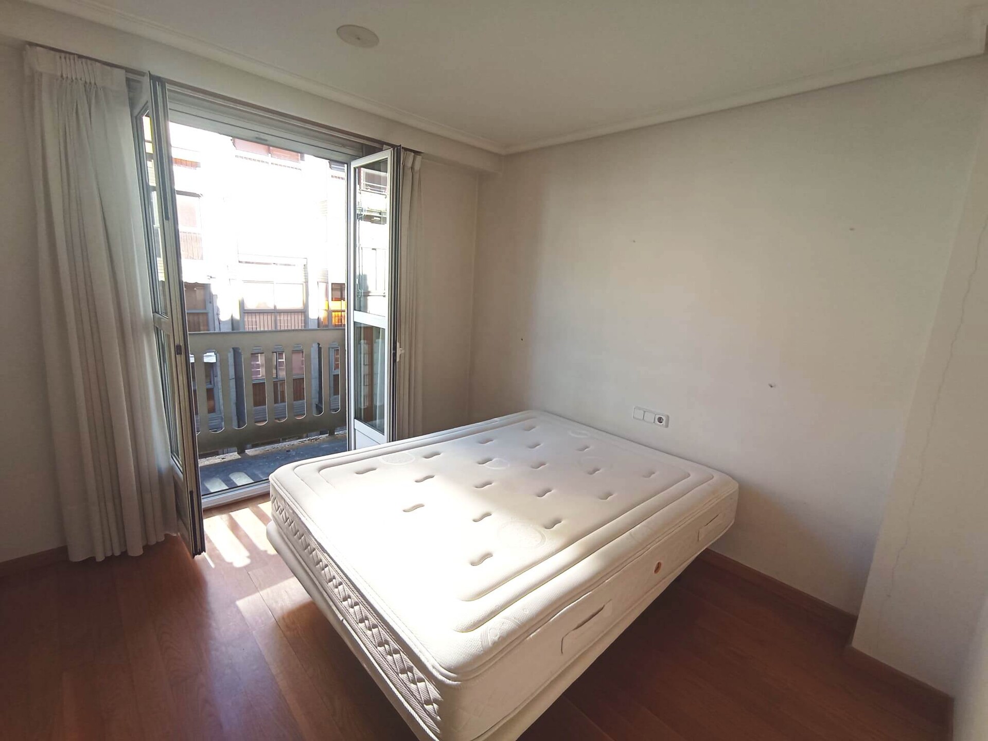 Piso de 87 m² en Ourense