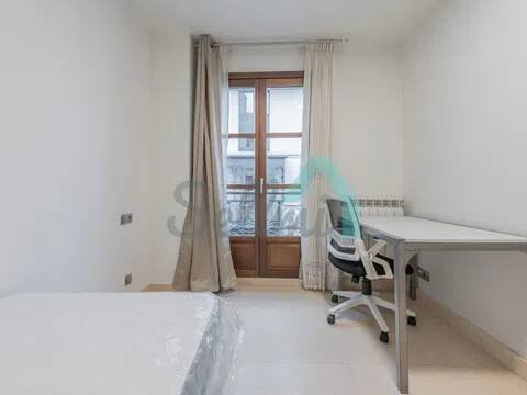Habitación 194 m², Oviedo