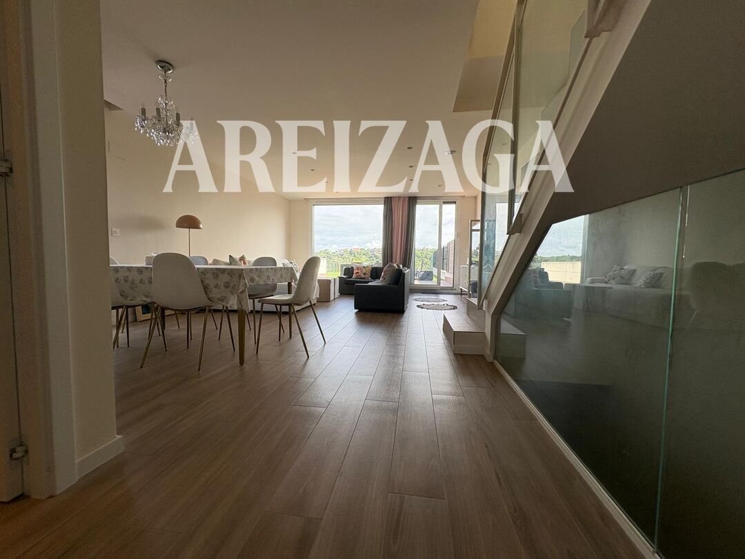 Casa de 200 m² en San Sebastián