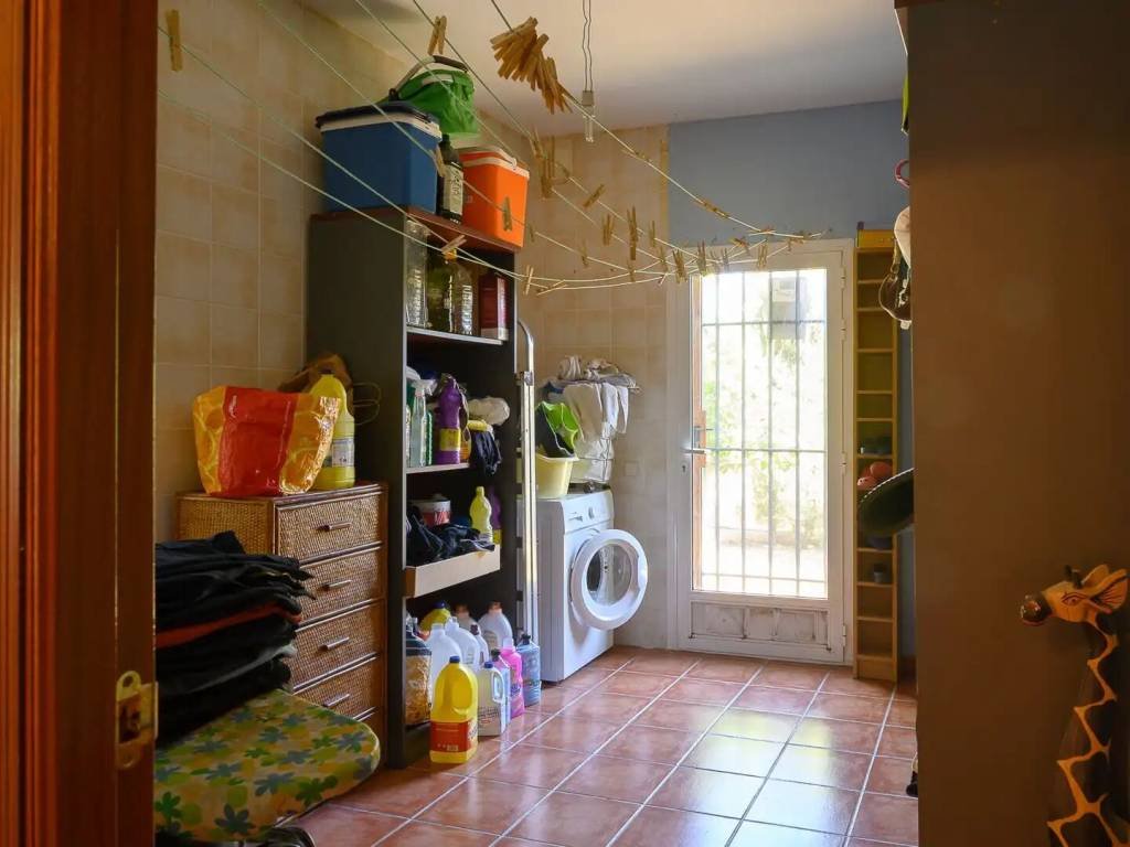 Casa de 238 m² en Manises