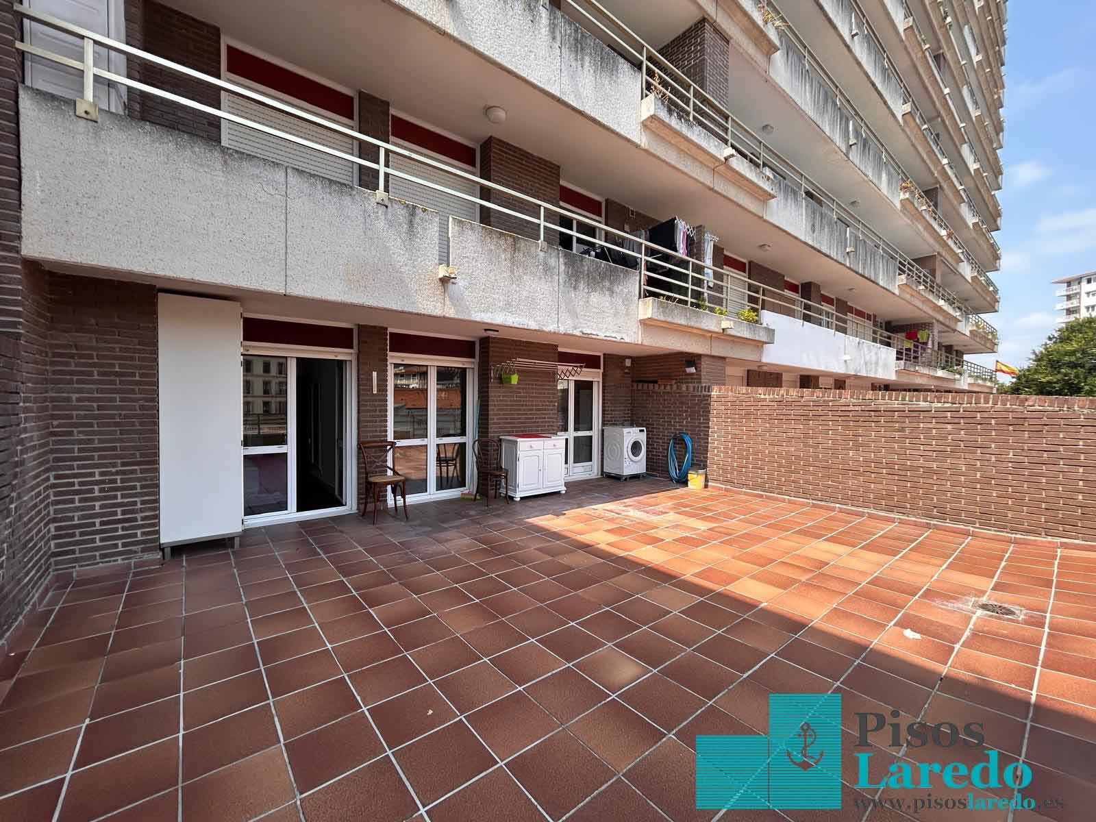 Piso de 190 m² en Laredo
