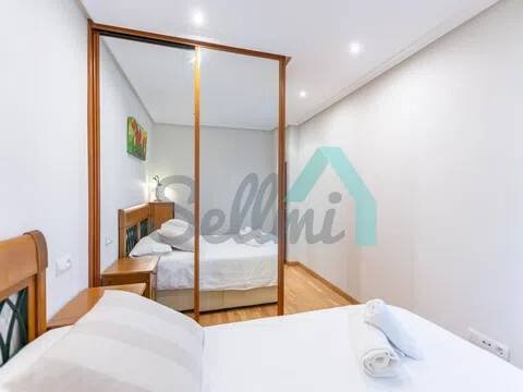 Piso de 80 m² en Oviedo