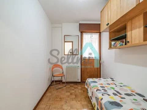 Piso de 87 m² en Oviedo