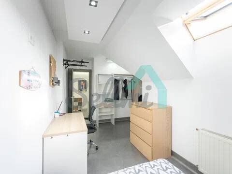 Habitación 89 m², Oviedo