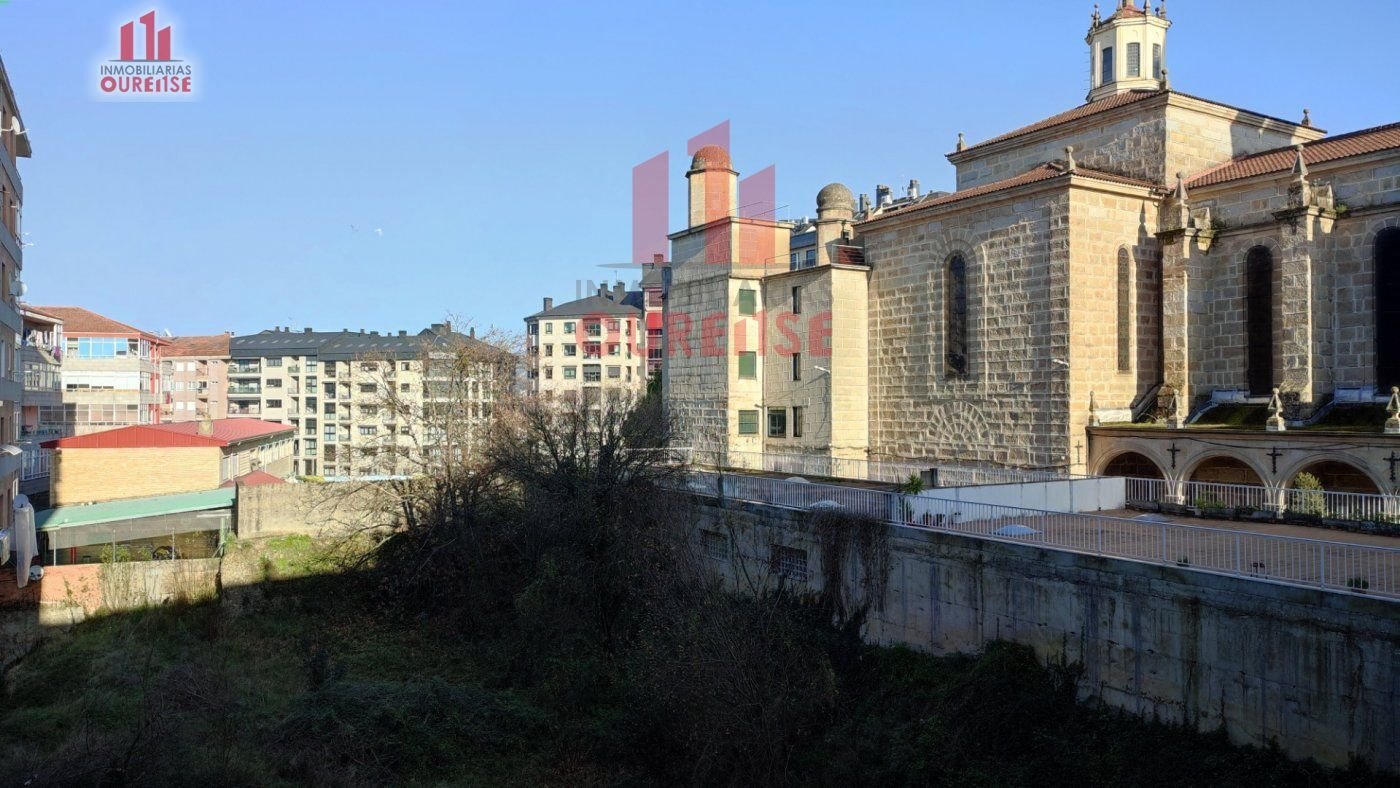 Piso de 45 m² en Ourense