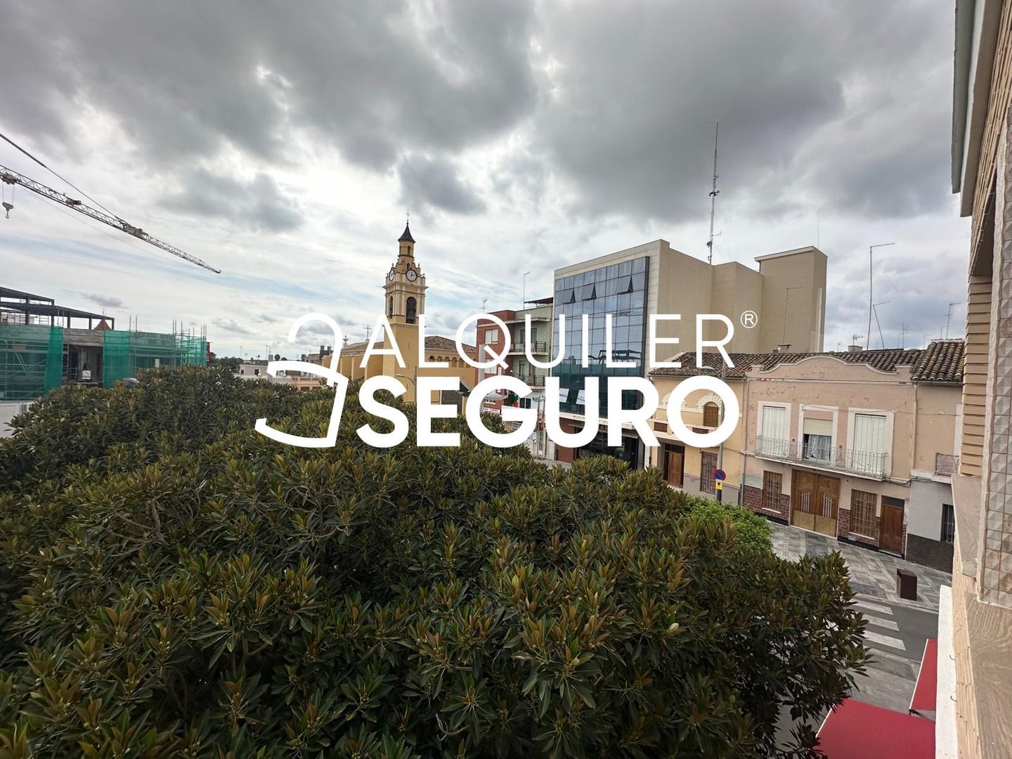 Piso de 70 m² en Tomares