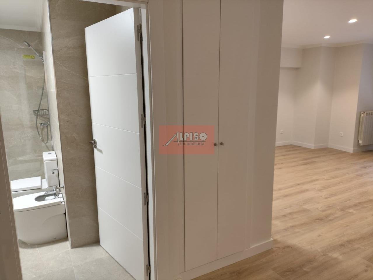 Piso de 70 m² en Ourense