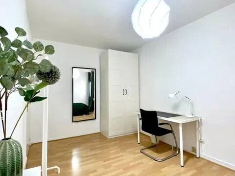 Habitación 130 m², Madrid