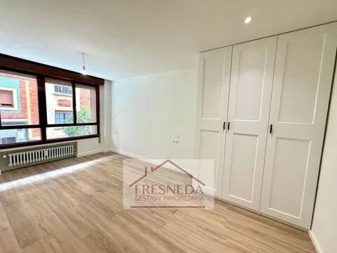 Pis de 49 m² a Oviedo