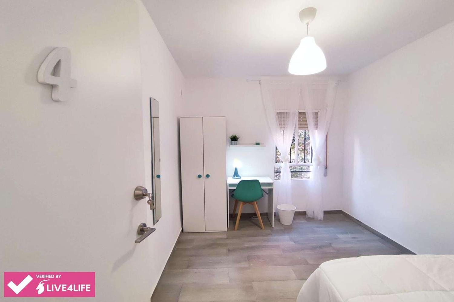 Habitación 90 m², Granada
