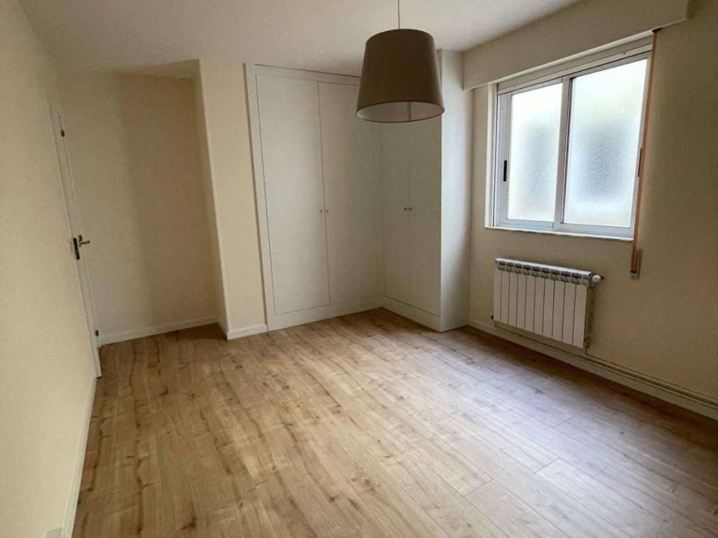 Piso de 90 m² en Santiago de Compostela