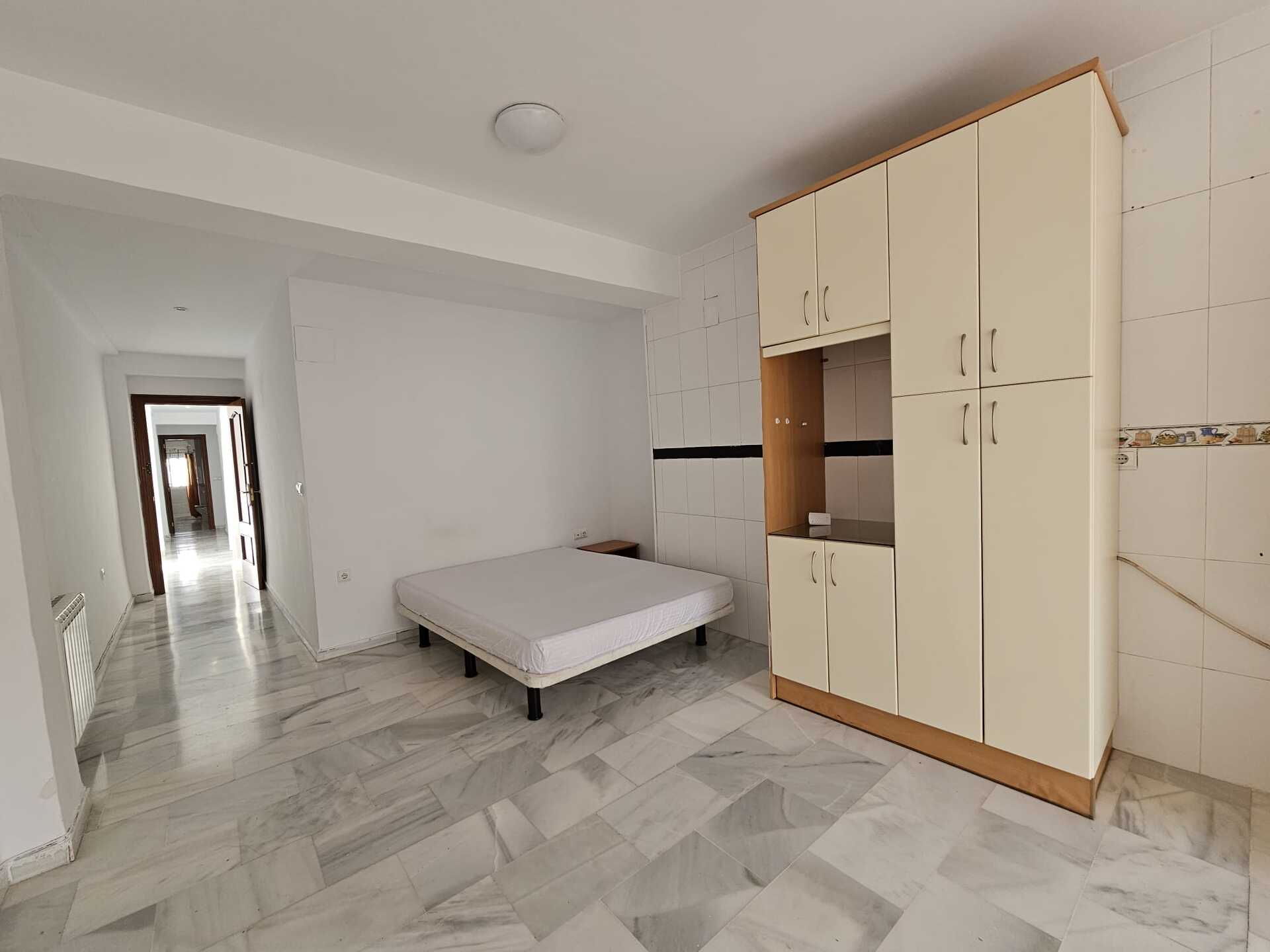 Habitación 150 m², Granada