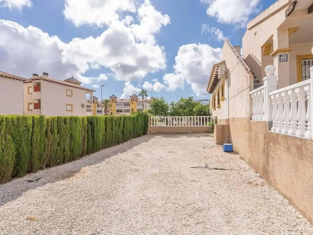 Casa de 61 m² a Oriola