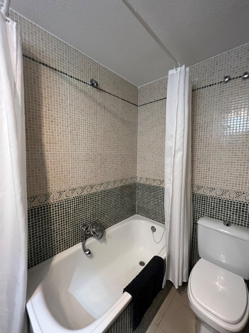 Habitación 118 m², Granada