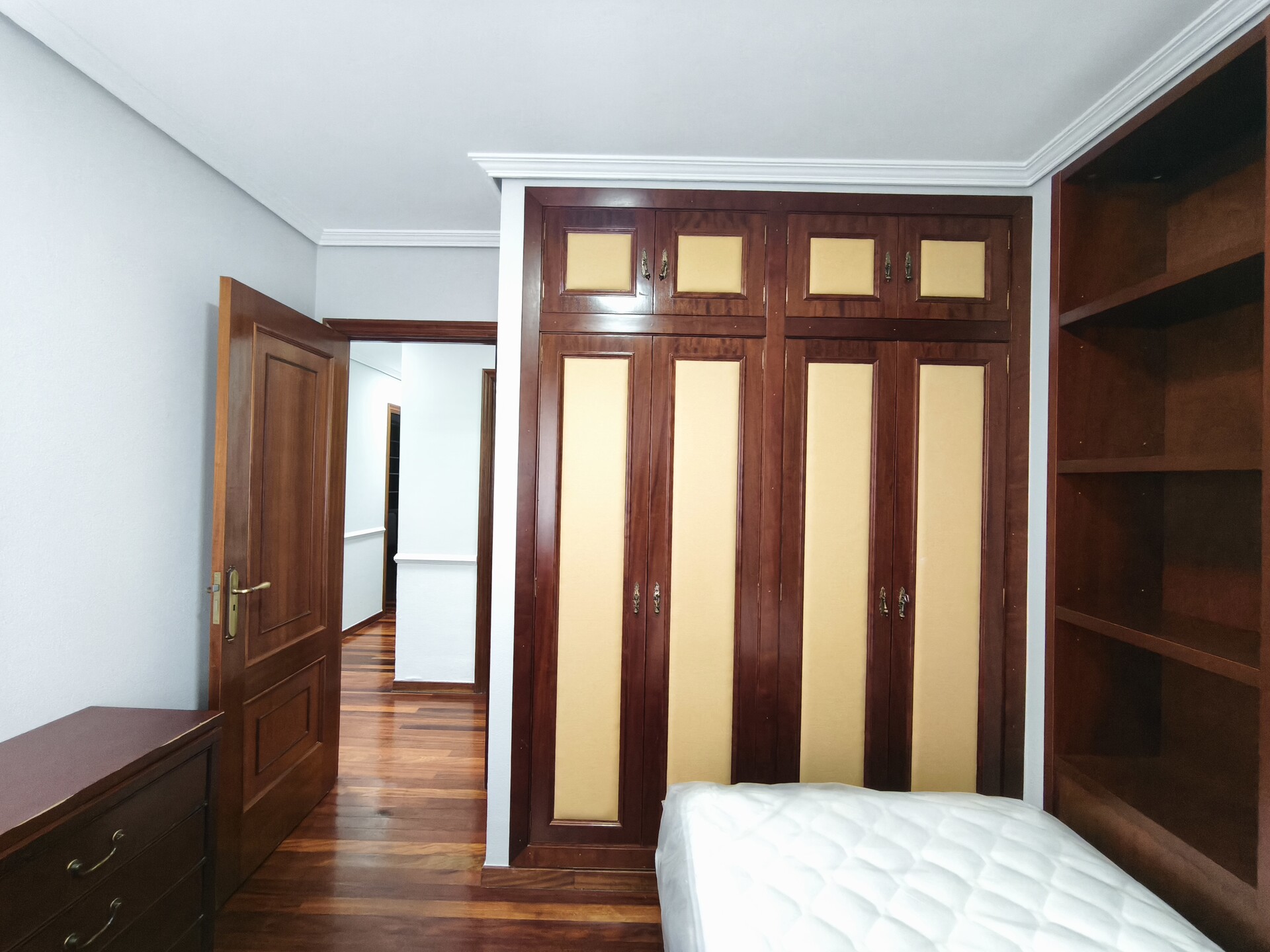 Piso de 129 m² en Santiago de Compostela