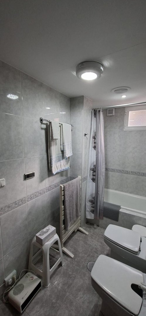 Piso de 90 m² en Granada
