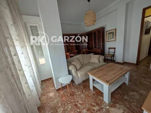 Piso de 73 m² en Almería
