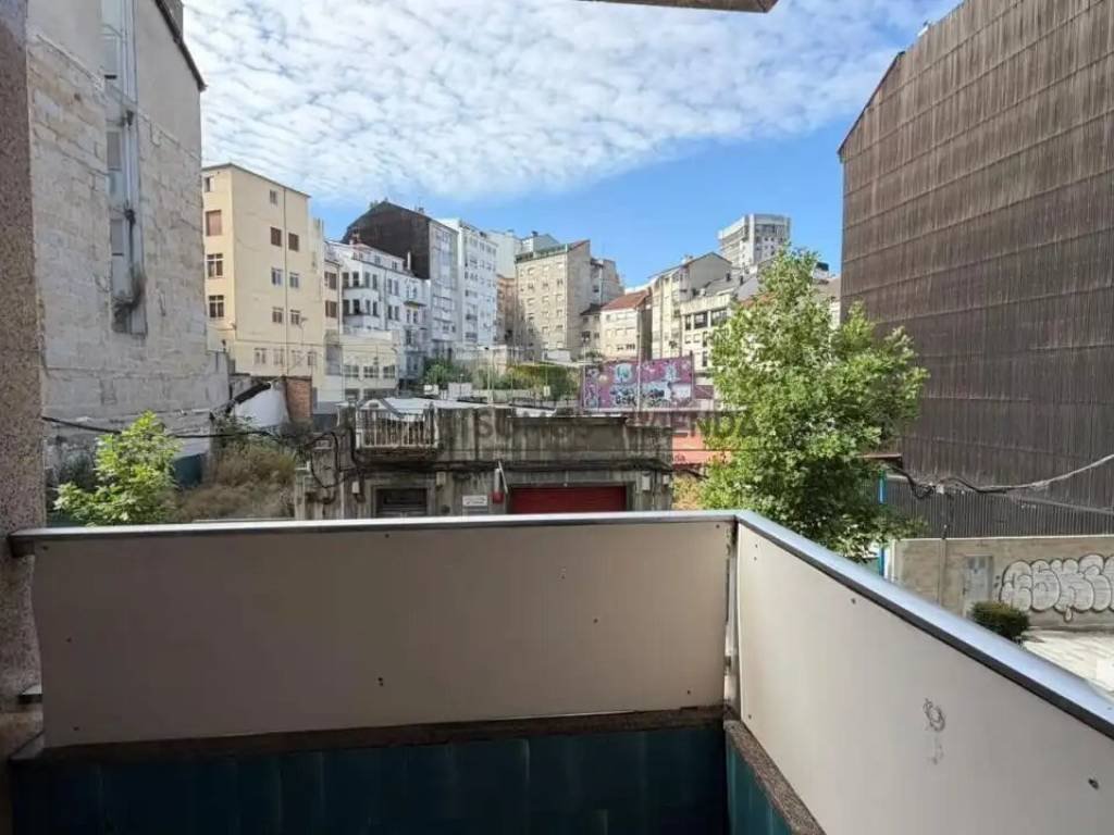 Piso de 82 m² en Ourense