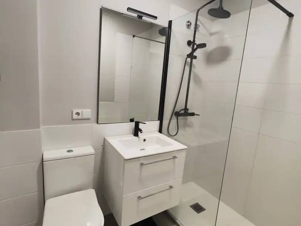 Wohnung 75 m² in Santiago de Compostela