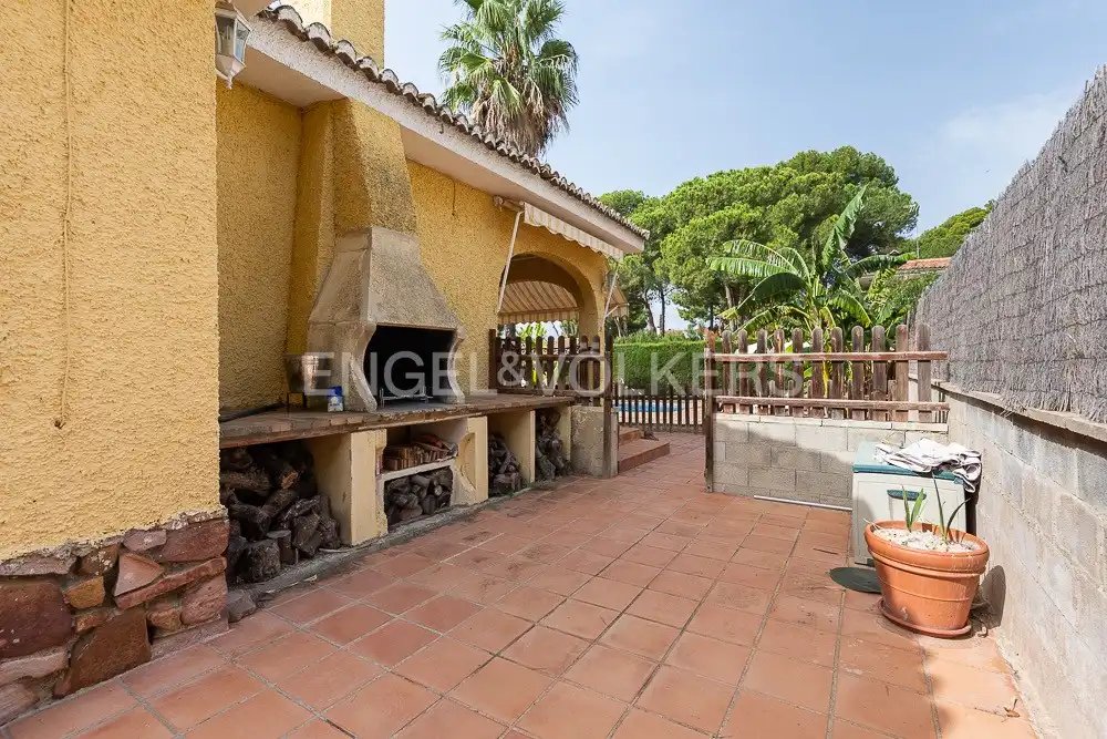 Casa de 250 m² a Nàquera