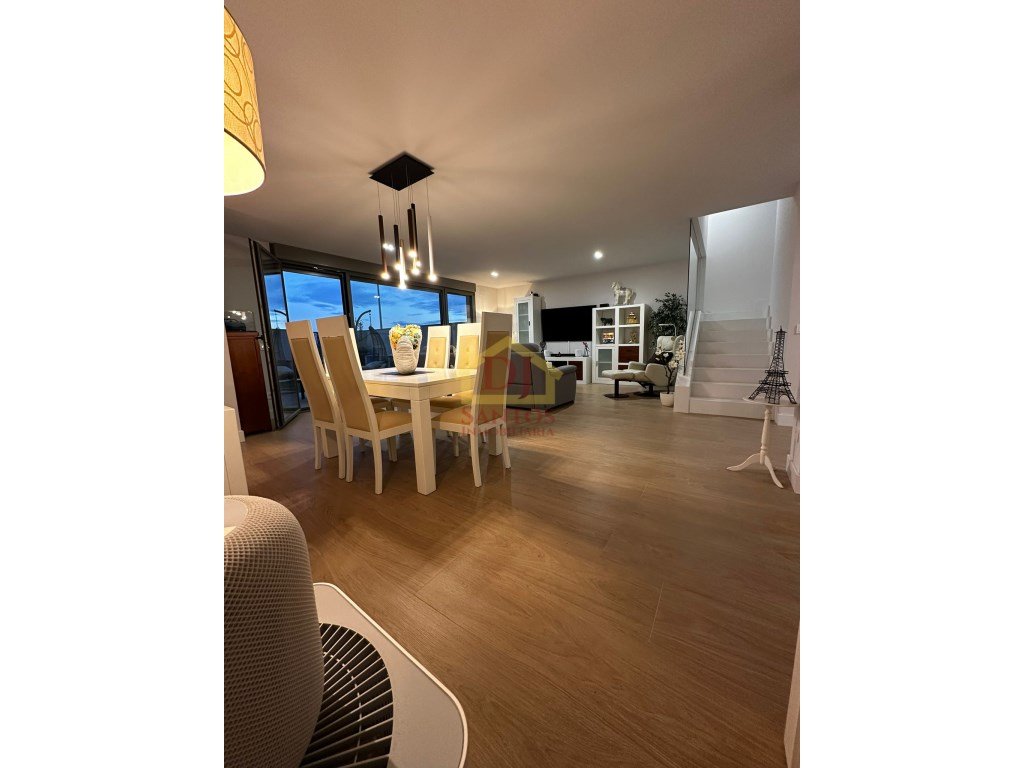 Casa de 300 m² en Salamanca