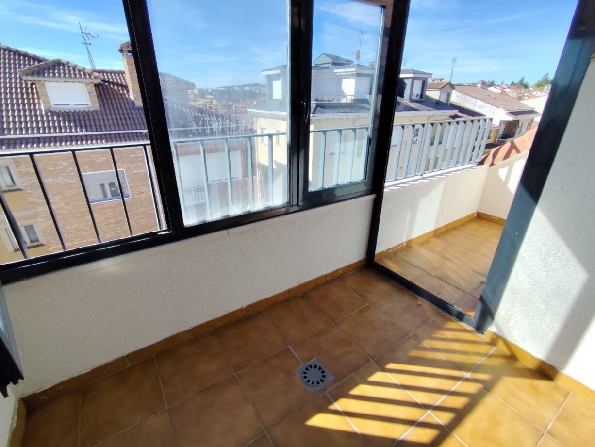 Piso de 60 m² en Las Navas del Marqués