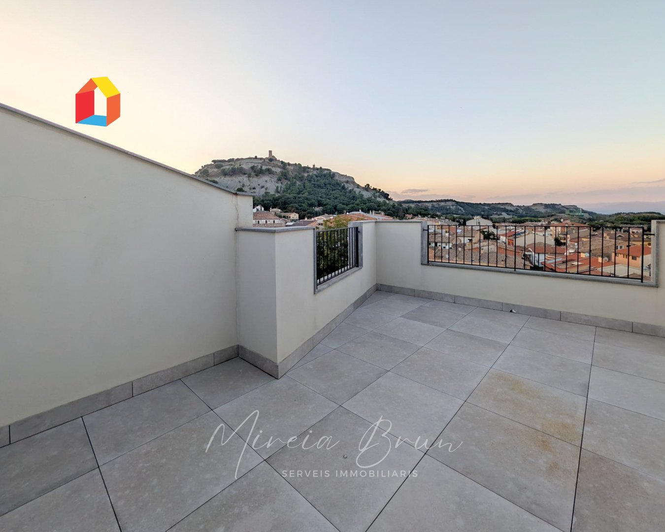 Piso de 90 m² en Tona