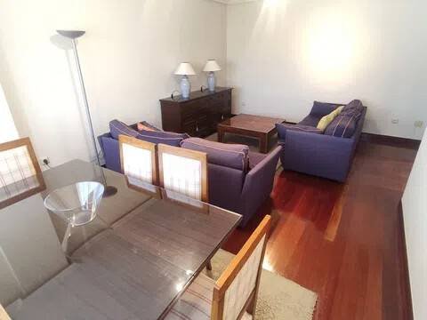 Piso de 90 m² en Ourense