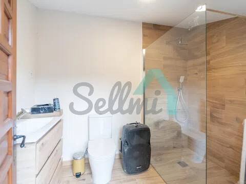 Casa de 100 m² en Mieres