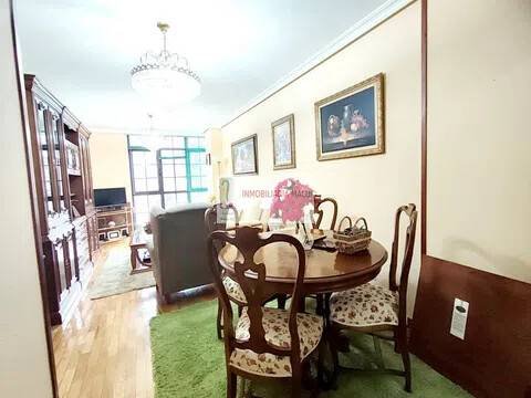 Piso de 113 m² en Oviedo