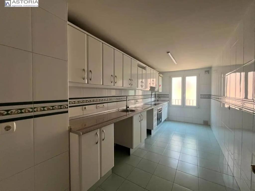 Piso de 120 m² en Granada