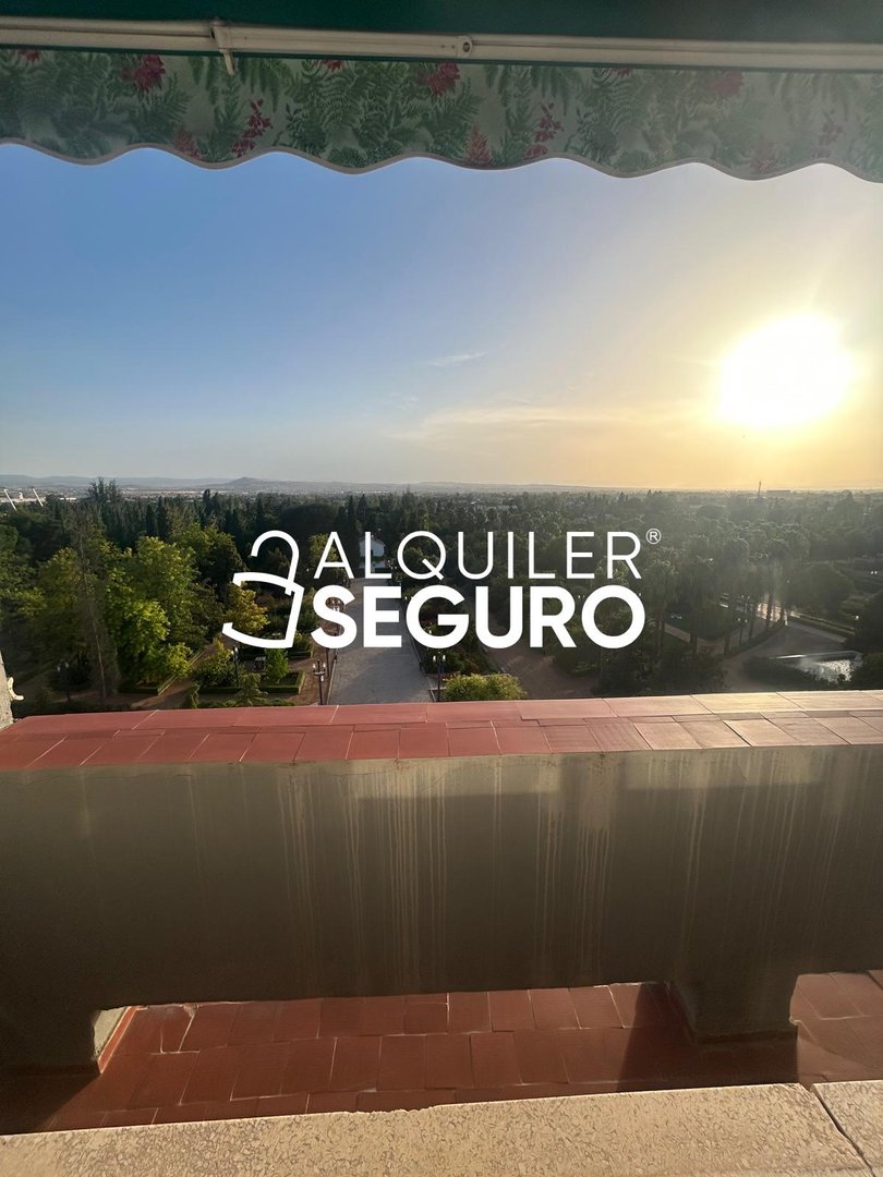 Piso de 101 m² en Granada