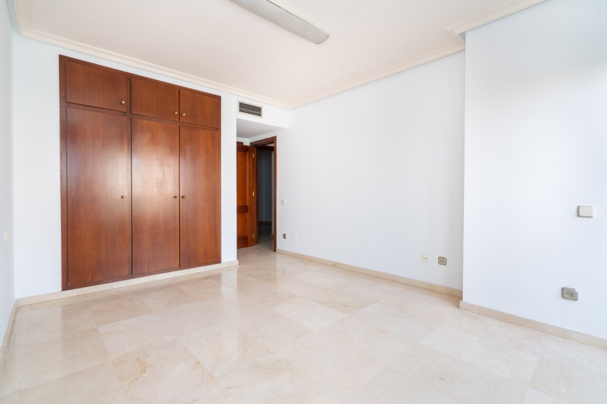 Piso de 218 m² en Almería
