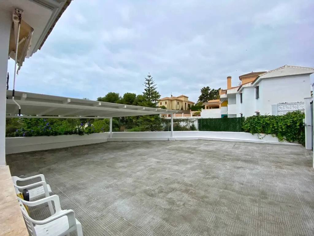 Casa de 320 m² en Marbella