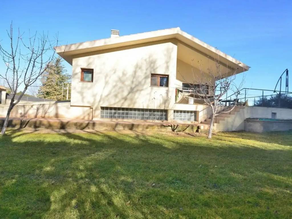 Casa de 350 m² en Albacete