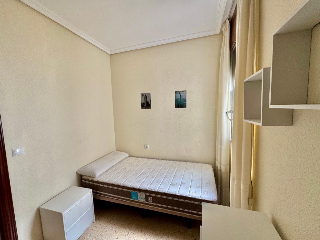 Habitación 87 m², Córdoba