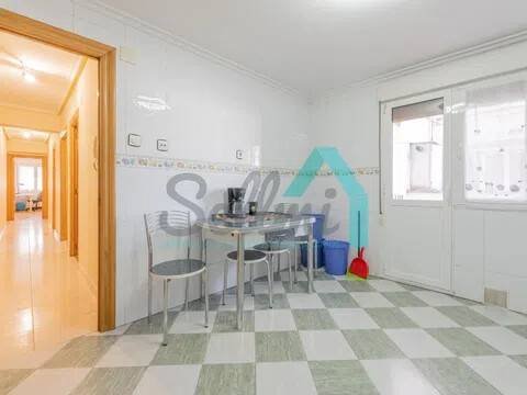 Piso de 120 m² en Oviedo