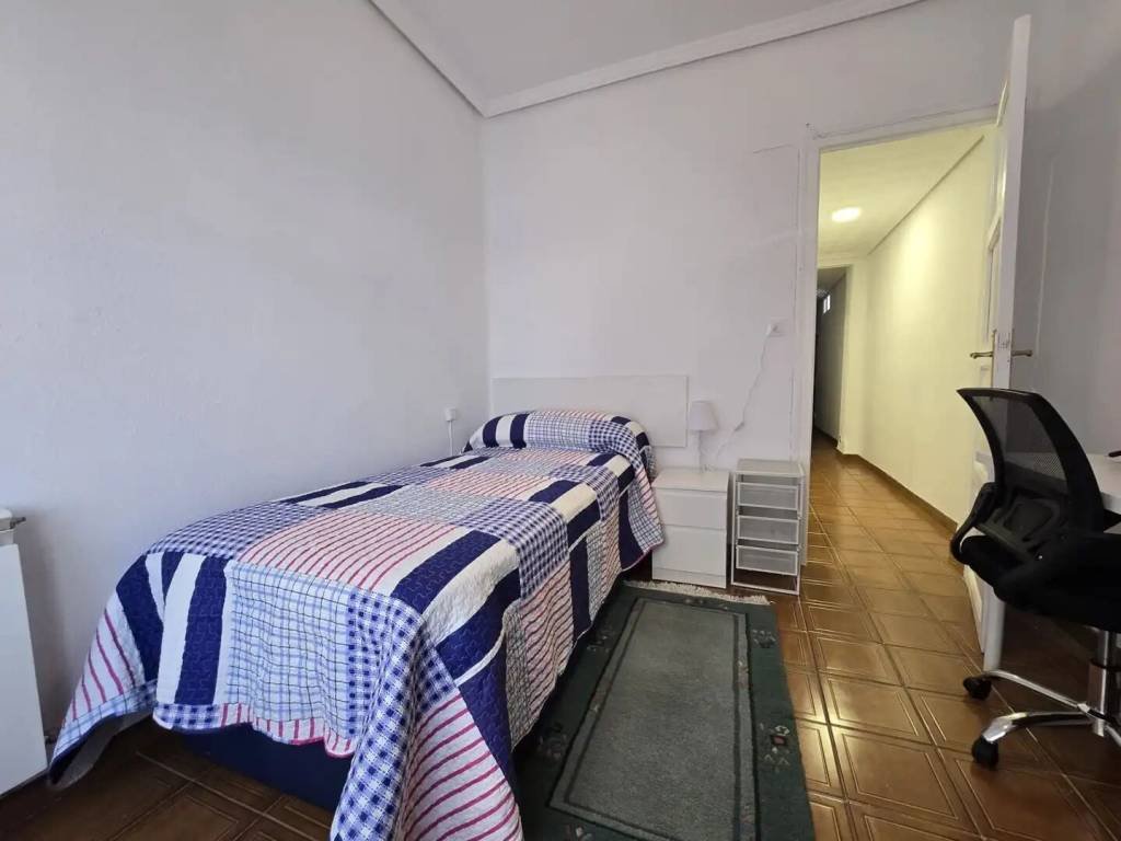 Piso de 80 m² en Logroño