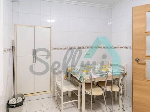 Pis de 85 m² a Oviedo
