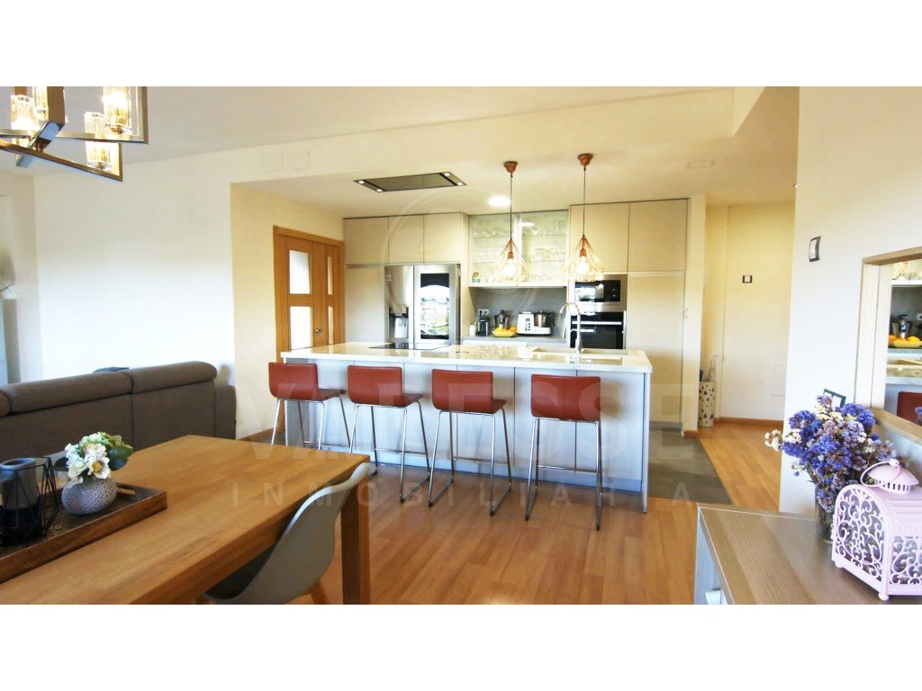 Piso de 169 m² en Espartinas