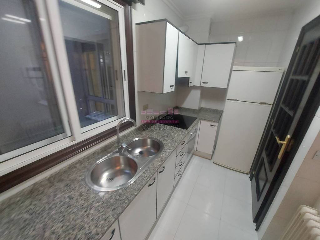 Piso de 76 m² en Vigo