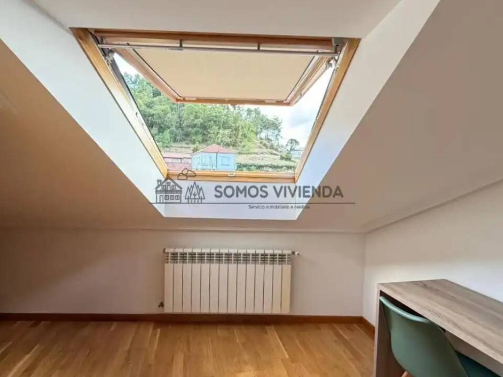 Piso de 95 m² en Ourense