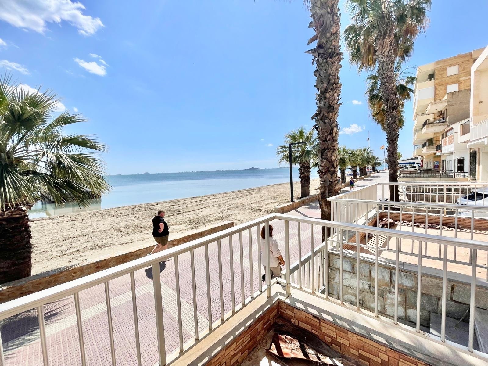 Piso de 90 m² en Los Alcázares