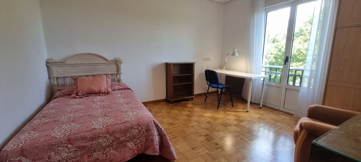 Piso de 163 m² en Oviedo