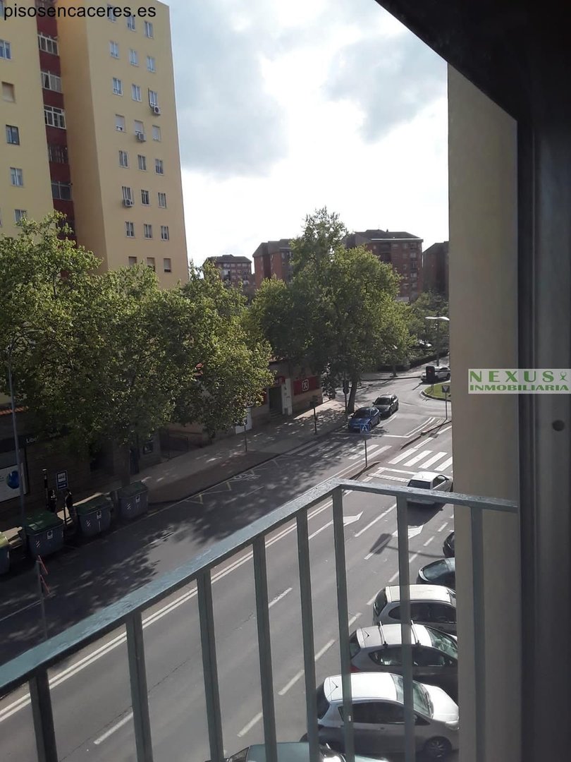 Appartamento 90 m² a Cáceres