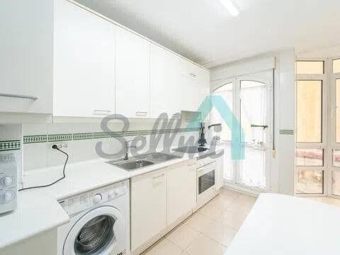 Pis de 75 m² a Oviedo