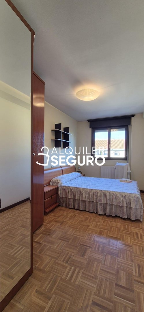 Piso de 140 m² en Oviedo